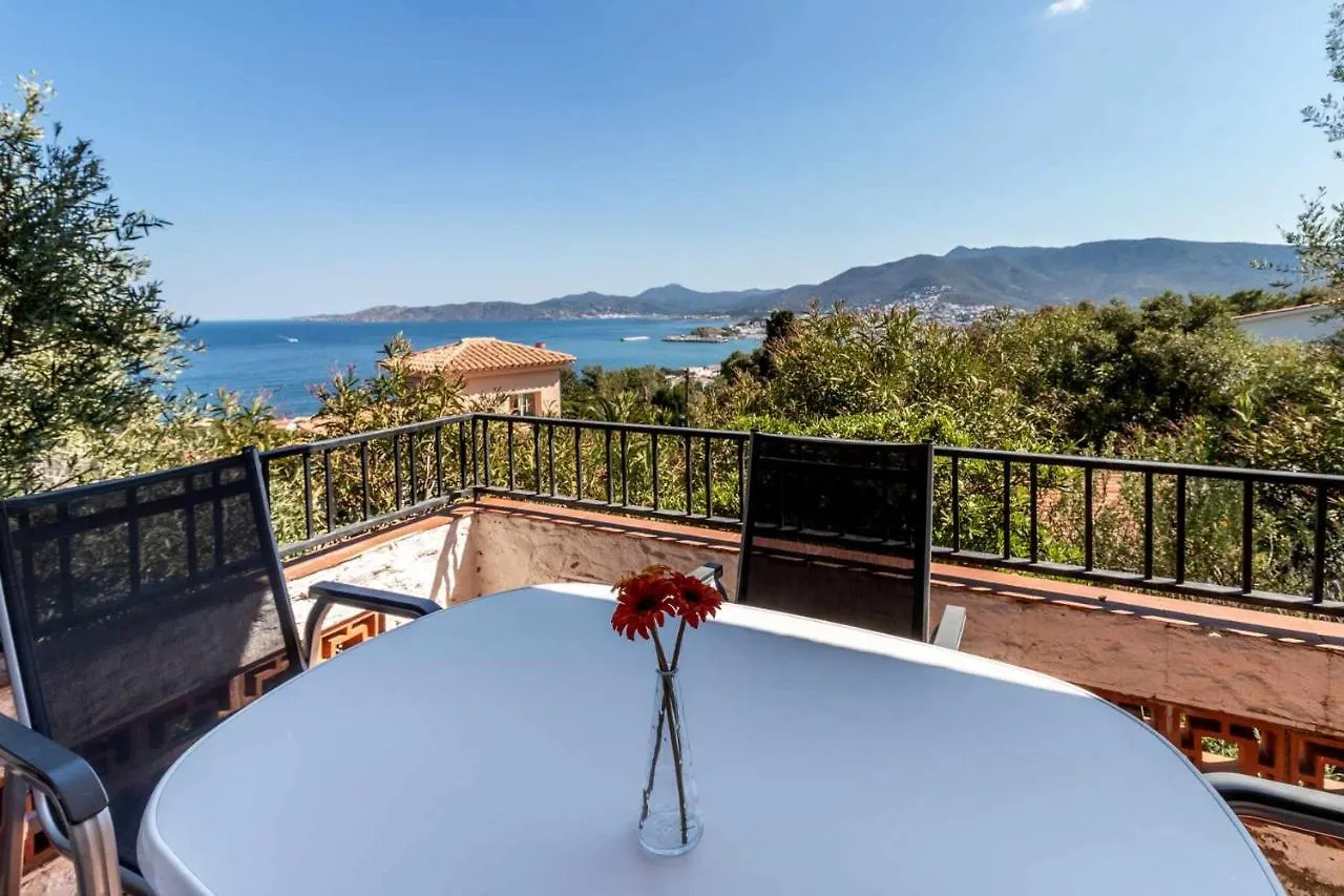 Grifeu 6 Apartamento Luminoso Con Terraza Y Vistas Girona 0*,  Spain